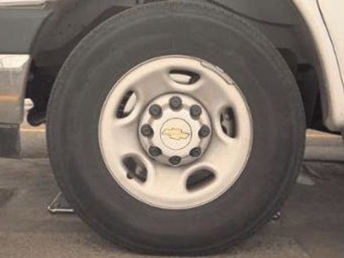 Used 2023 Chevrolet Express 3500 LT w/ LT Preferred Equipment Group image 30