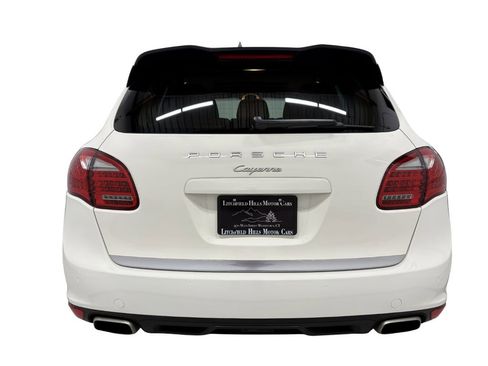 Used 2011 Porsche Cayenne AWD/4WD image 5