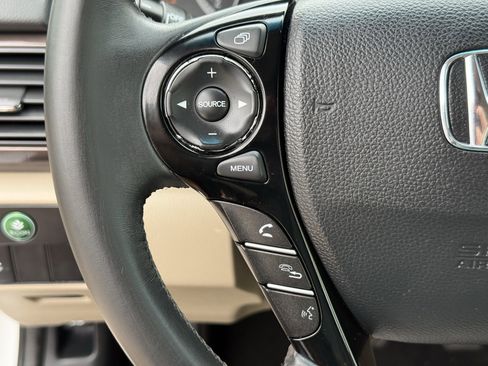 Used 2016 Honda Accord EX-L image 16