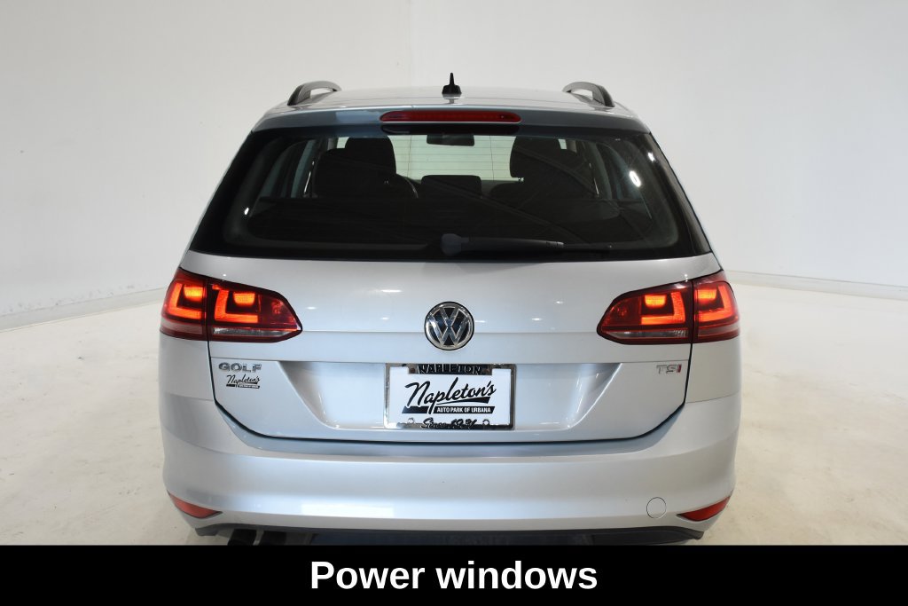 Used 2017 Volkswagen Golf S FWD image 6