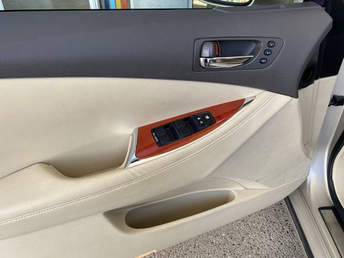 Used 2012 Lexus ES 350 image 12