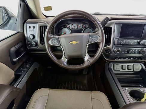 Used 2017 Chevrolet Silverado 1500 LTZ Z71 w/ LTZ Plus Package AWD/4WD image 21