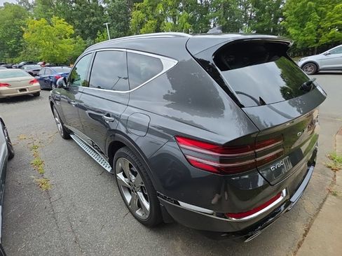 Used 2022 Genesis GV80 3.5T w/ Prestige Package 07 AWD/4WD image 4