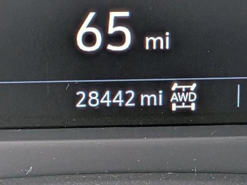 Used 2023 Cadillac XT4 Sport w/ Cold Weather Package AWD/4WD image 20
