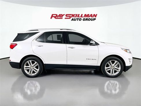 Used 2019 Chevrolet Equinox Premier image 8