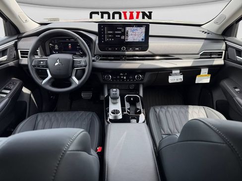 Used 2026 Mitsubishi Outlander SEL AWD/4WD image 21