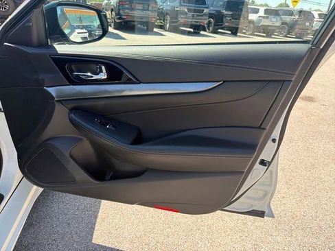 Used 2023 Nissan Maxima SV w/ Floor Mat Group FWD image 36