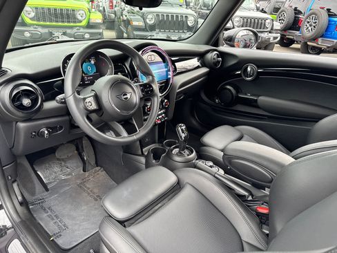 Used 2022 MINI Cooper S image 12