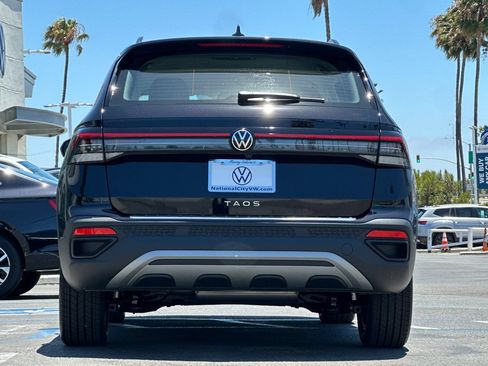New 2026 Volkswagen Taos S FWD image 6