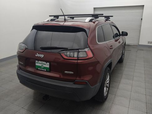 Used 2019 Jeep Cherokee Latitude Plus AWD/4WD image 7