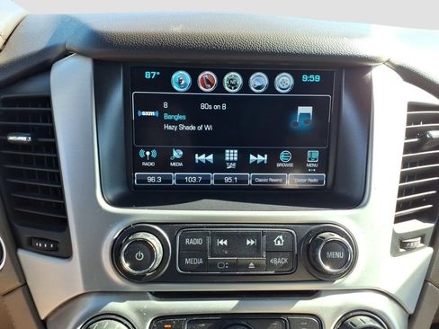 Used 2019 GMC Yukon XL SLT w/ Premium Edition AWD/4WD image 19