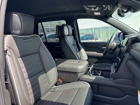 New 2026 GMC Yukon AT4 Ultimate AWD/4WD image 22