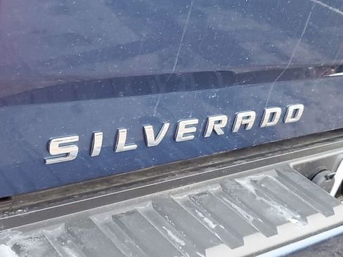 Used 2019 Chevrolet Silverado 1500 LT w/ All Star Edition image 8