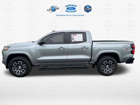 Used 2025 Chevrolet Colorado Z71 AWD/4WD image 2