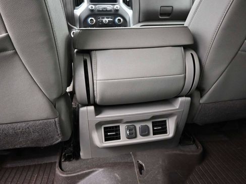 Used 2022 Chevrolet Silverado 3500 LTZ image 23