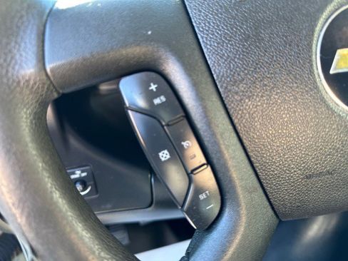 Used 2020 Chevrolet Express 2500 w/ Driver Convenience Package image 22