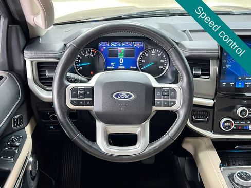 Used 2023 Ford Expedition XLT AWD/4WD image 17