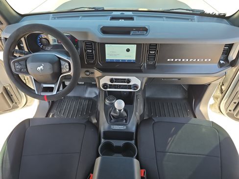 Used 2022 Ford Bronco 2-Door image 9