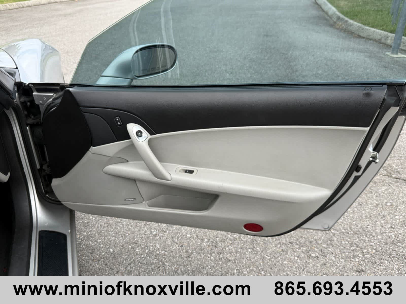 Used 2007 Chevrolet Corvette Convertible w/ Preferred Equipment Group RWD image 19
