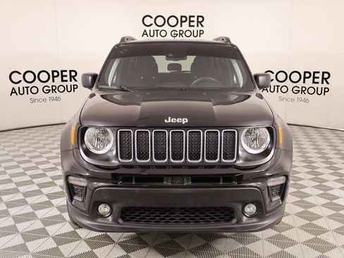 Used 2023 Jeep Renegade Latitude w/ Premium Group image 11