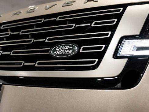 Used 2024 Land Rover Range Rover Long Wheelbase SE AWD/4WD image 23