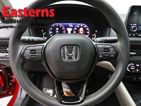 Used 2023 Honda Accord EX image 10