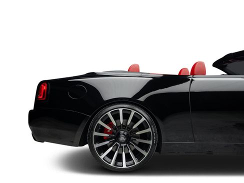 Used 2018 Rolls-Royce Dawn RWD image 29