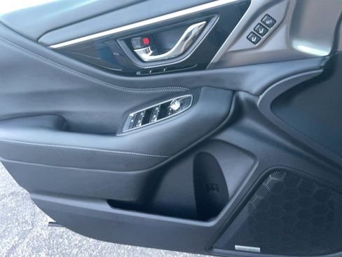 Used 2024 Subaru Outback Limited image 16