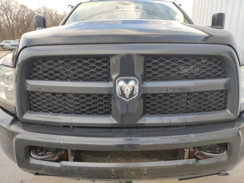 Used 2018 RAM 3500 Tradesman image 5