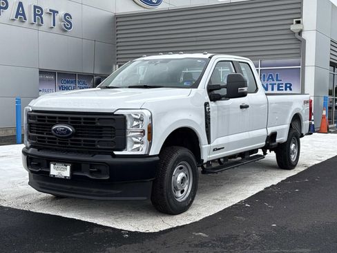 New 2025 Ford F250 XL w/ XL Driver Assist Package AWD/4WD image 7