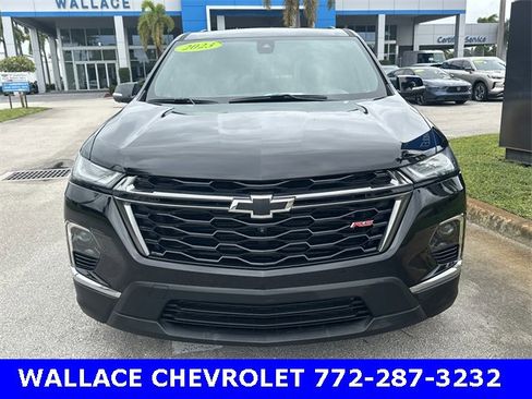 Certified 2023 Chevrolet Traverse RS image 3