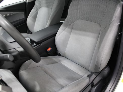 Used 2025 Toyota Camry LE FWD image 14