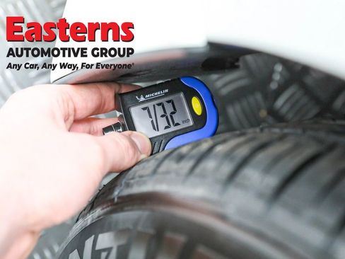 Used 2024 Nissan Sentra SV image 27