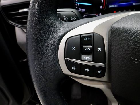 Certified 2023 Ford Explorer XLT image 28