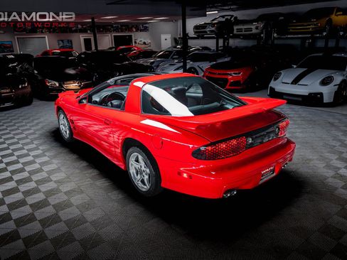 Used 2000 Pontiac Firebird Formula RWD image 4