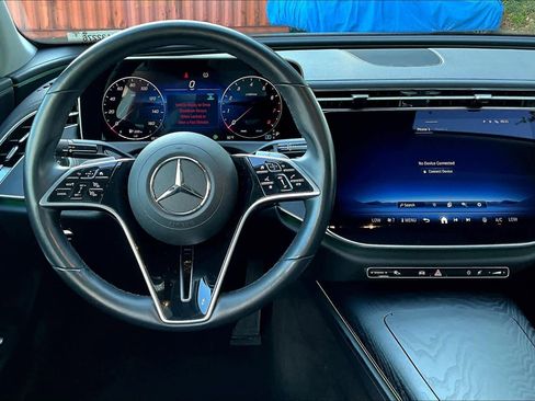 Used 2025 Mercedes-Benz E 350 Sedan w/ Winter Package image 5