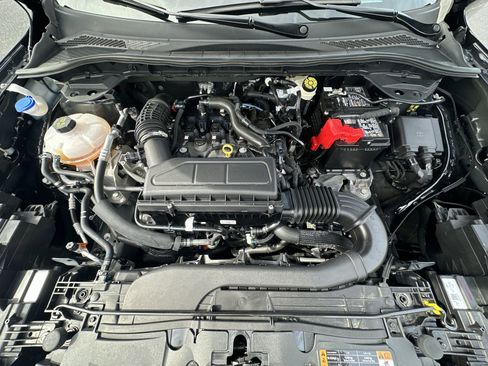 Used 2025 Ford Escape ST-Line FWD image 33