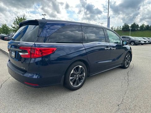 Used 2024 Honda Odyssey Elite image 3