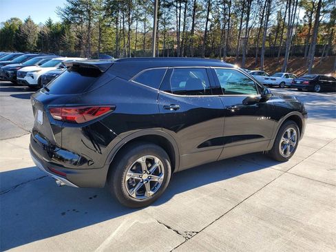 Used 2024 Chevrolet Blazer LT w/ Convenience Package image 4