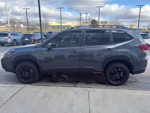 Used 2025 Subaru Forester Wilderness w/ Wilderness Package image 6