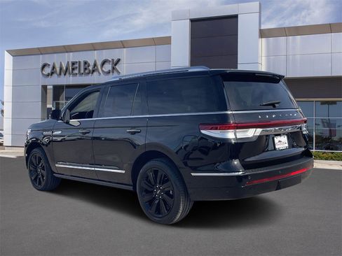 Certified 2023 Lincoln Navigator Reserve image 4