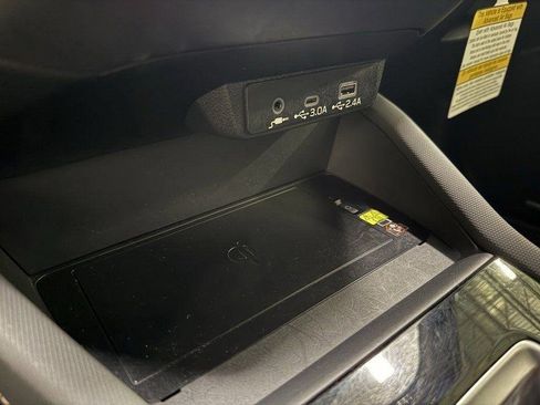 Used 2025 Subaru Forester Sport w/ Popular Package #2 image 19