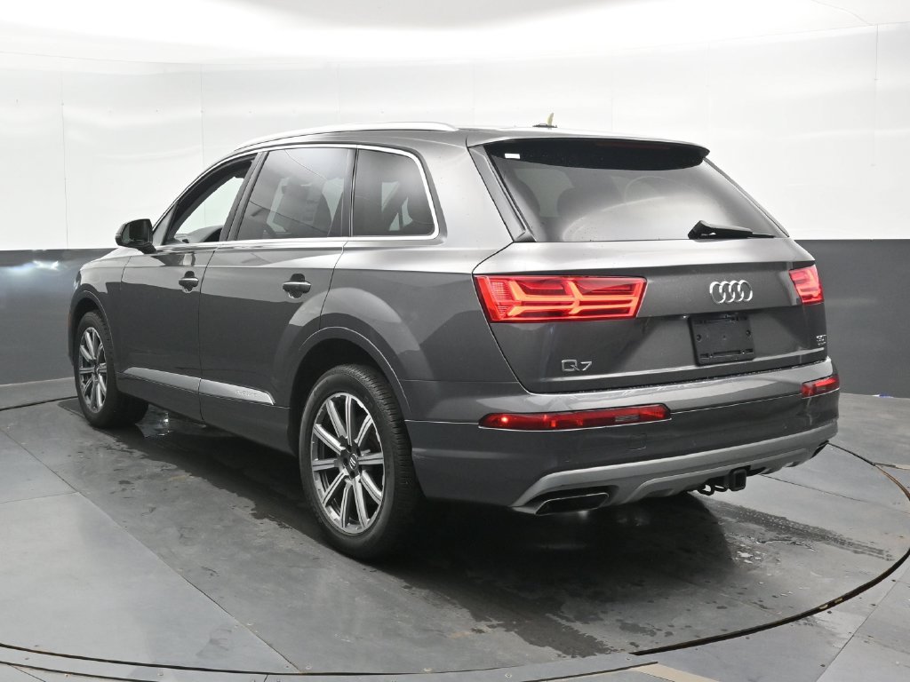 Used 2018 Audi Q7 3.0T Prestige AWD/4WD image 11