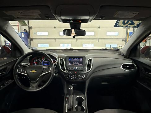 Used 2020 Chevrolet Equinox LT image 24