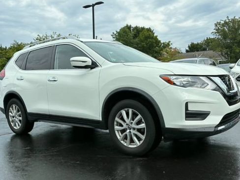 Used 2020 Nissan Rogue SV AWD/4WD image 3