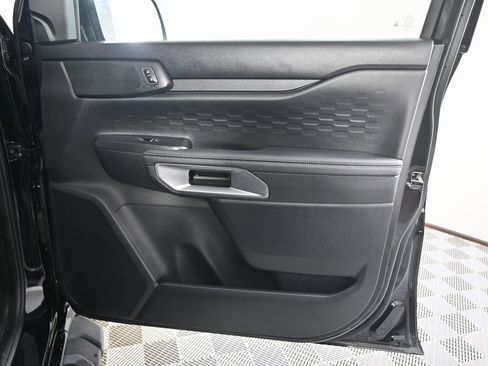 Used 2024 Ford Ranger XLT w/ FX4 Off-Road Package image 13