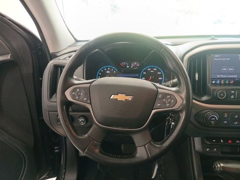 Used 2020 Chevrolet Colorado Z71 AWD/4WD image 17