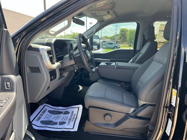 New 2026 Ford F250 XL w/ STX Appearance Package AWD/4WD image 11