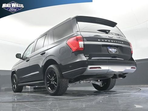 Used 2024 Ford Expedition XLT RWD image 21
