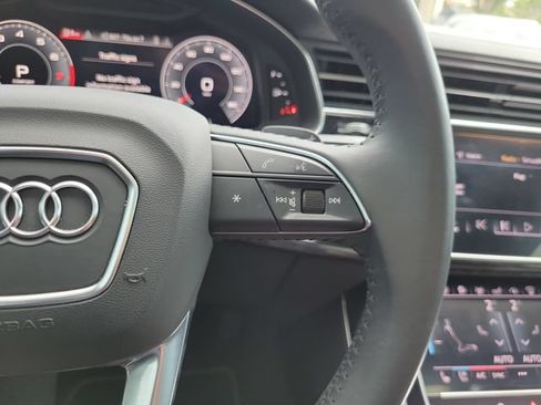Used 2019 Audi Q8 Prestige AWD/4WD image 23